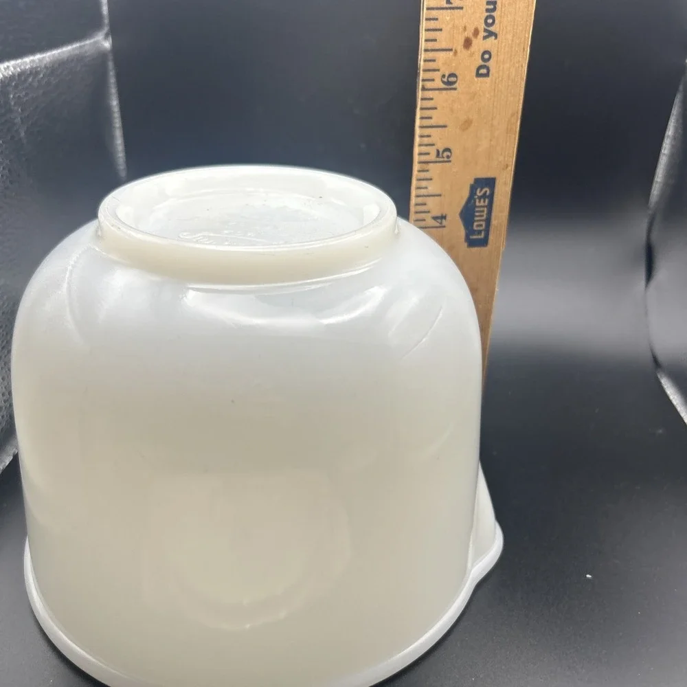 Vintage Glasbake For Sunbeam 20CJ Pour Spout Mixing Bowl Milk Glass for Mixer